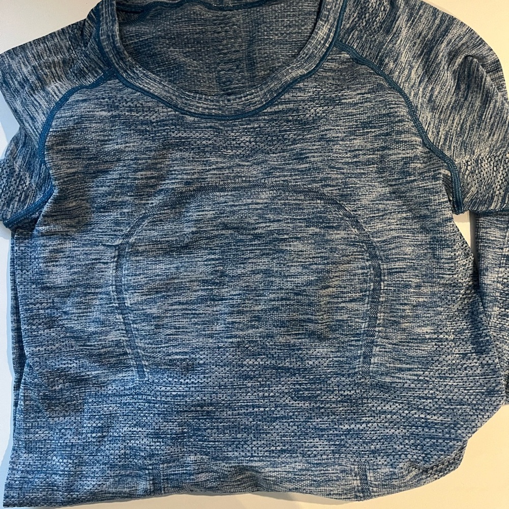 Lululemon Athletica Blue Heathered Long Sleeve